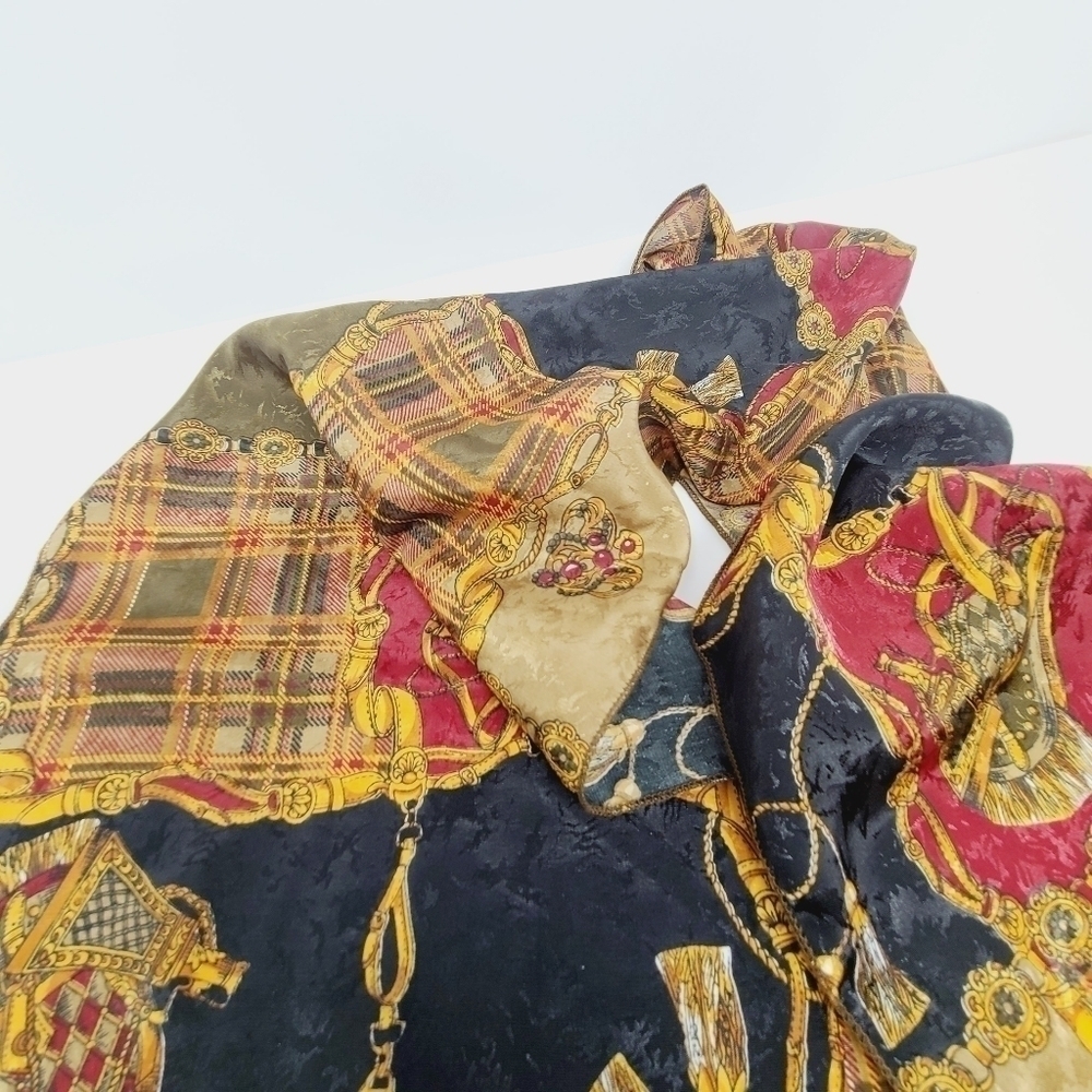 Women’s Gold & Red Royalty Print Scarf (One Size) - Picture 3 of 6